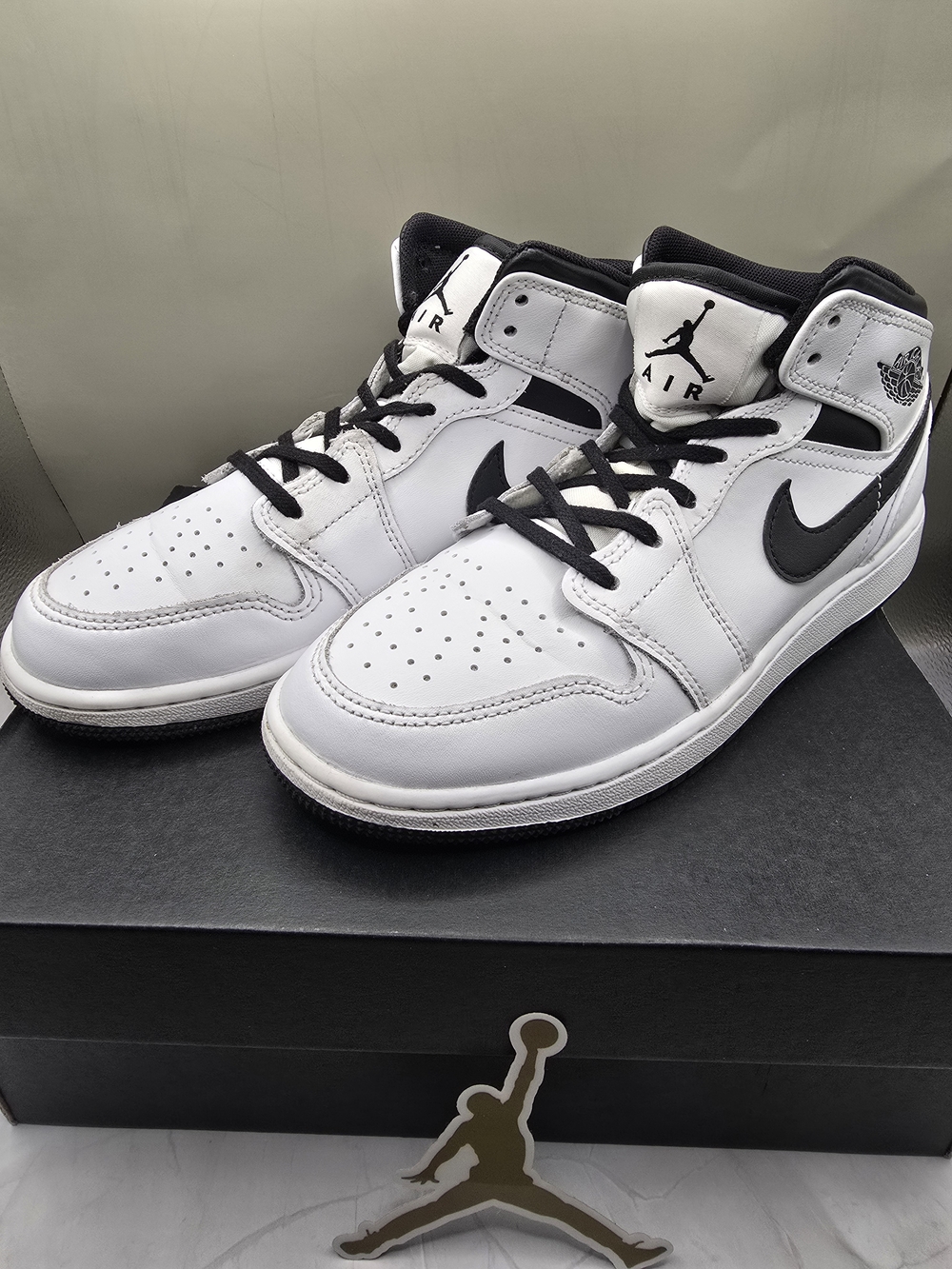 Jordan Air Mid Youth Sneakers - White/Black Sz. 4.5